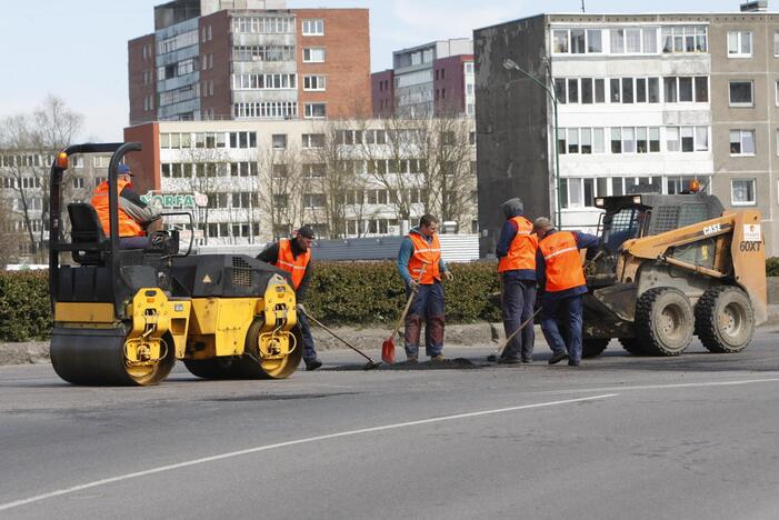 Kelininkai uostamiestyje trikdė eismą