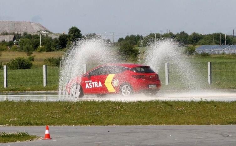 Autodrome - pajūrio verslininkų viražai