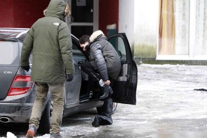 Naktį Palangoje degė buvęs „Lino“ poilsio namų daugiaaukštis pastatas