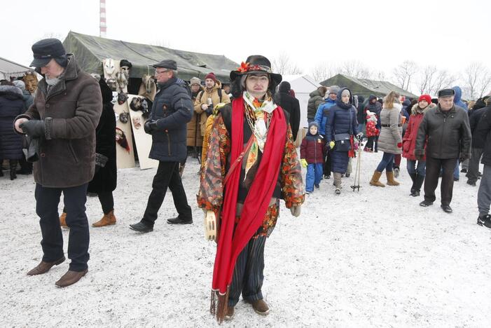 Klaipėdiečiai nenusižengė tradicijoms: per Užgavėnes išdykavo ir sudegino Morę