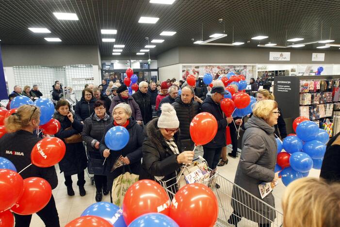 Klaipėdiečių laukta „Maxima“ stebino asortimento gausa