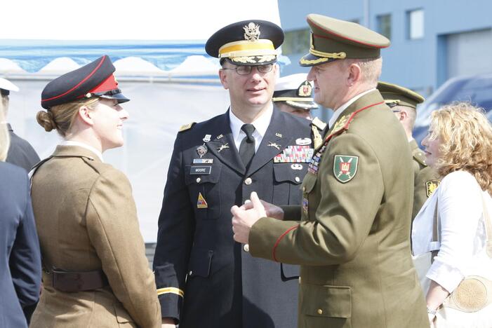 Karinių jūrų pajėgų vadų pasikeitimo ceremonija.