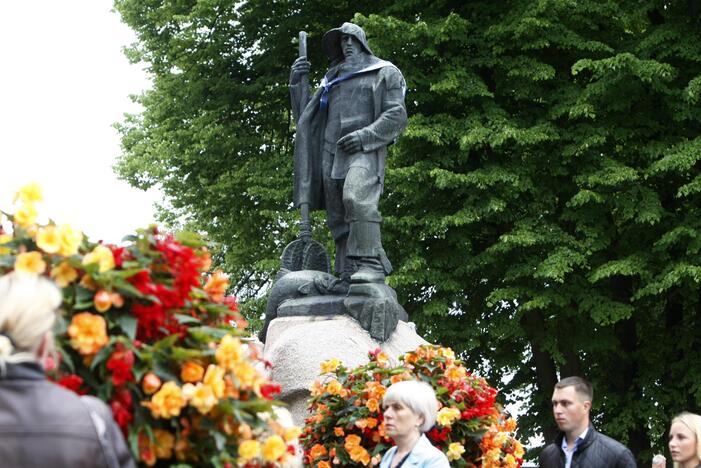 Lietuvos aukštosios jūreivystės mokyklos diplomų įteikimo šventė