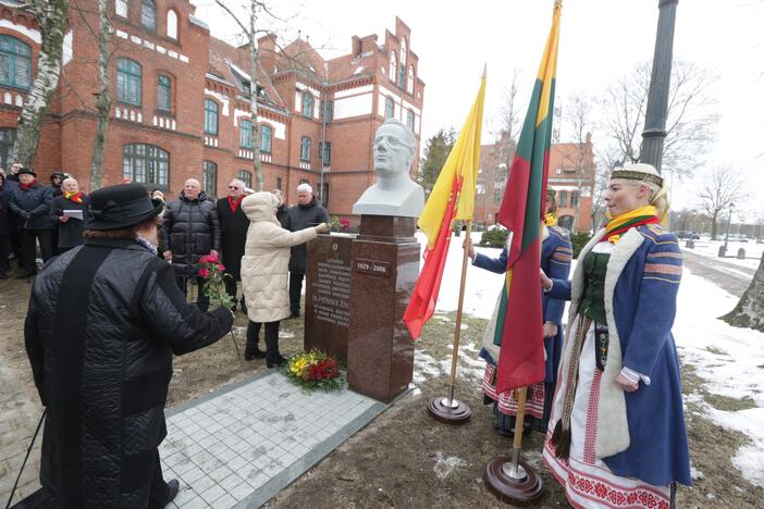  Alfonsui Žaliui biusto atidengimo ceremonija