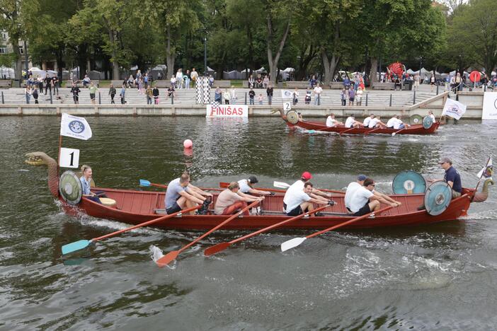 „Drakonų“ lenktynės Dangėje