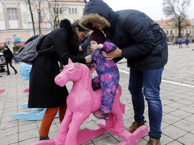 Antroji šv.Kalėdų diena prie Kauno eglės