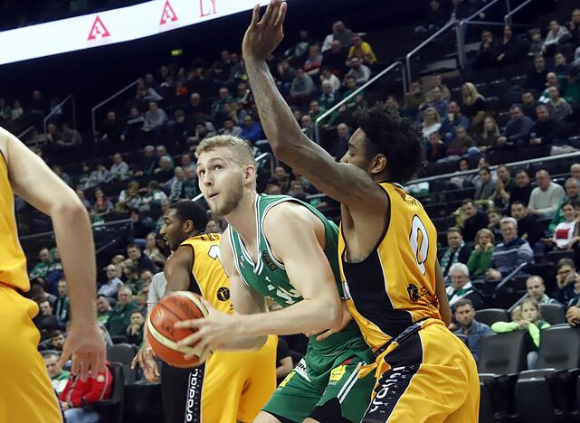 KMT ketvirtfinalis: Žalgiris - Šiauliai 105 : 66