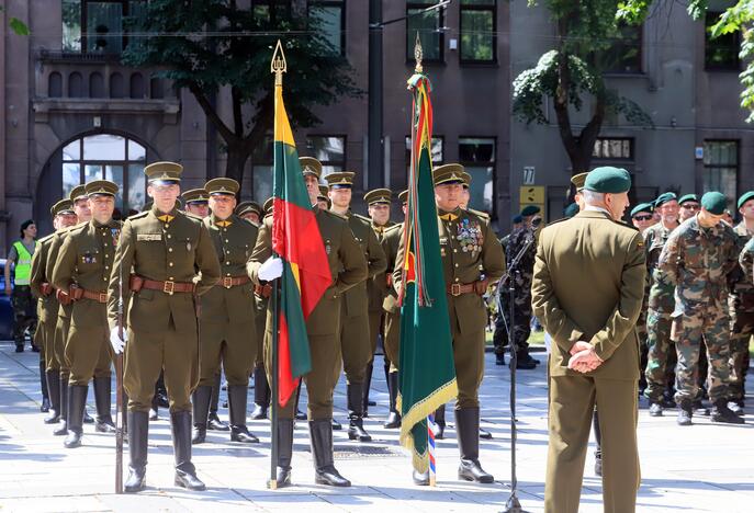 LŠS vadų keitimosi ceremonija