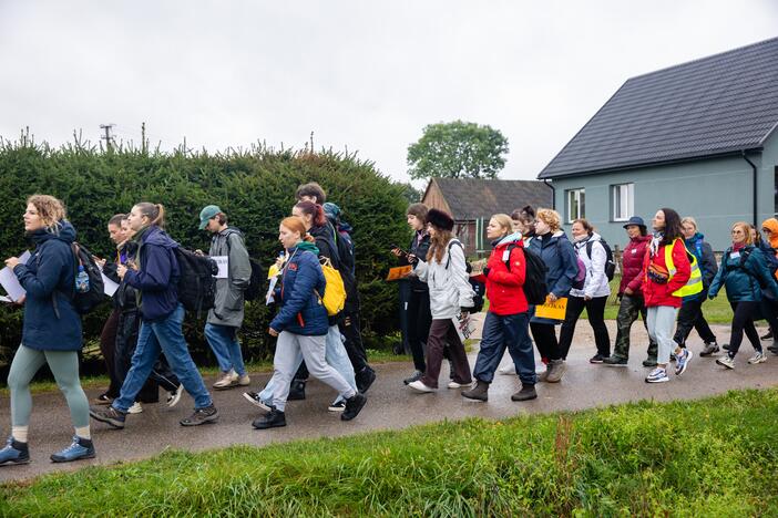 Mokytojų protesto eisena pėsčiomis iš Klaipėdos į Vilnių