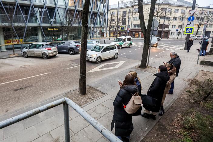 Po pranešimo apie sprogmenį evakuota „Kauno dienos“ redakcija