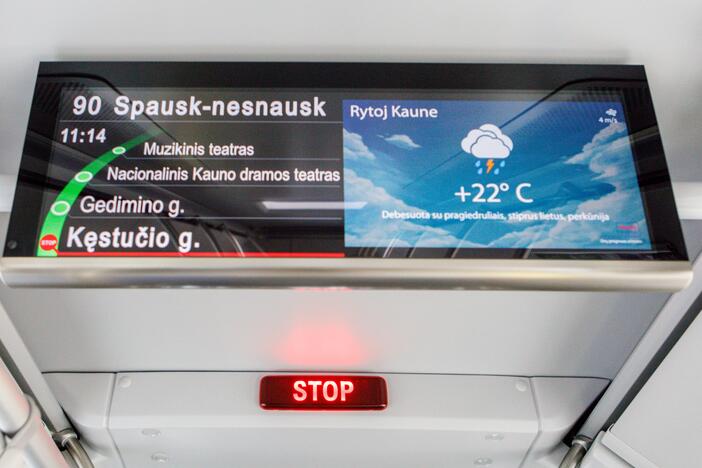 Kaune pristatė ilgąjį 18 metrų autobusą