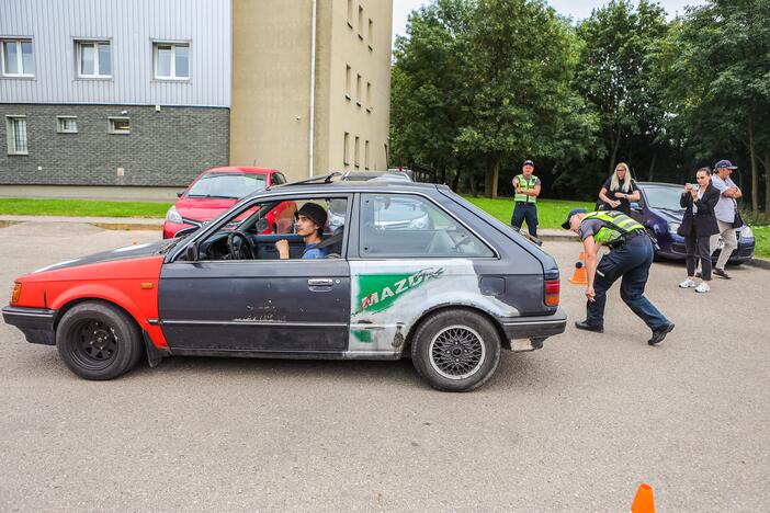 Transporto priemonių triukšmo lygio patikra