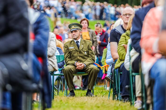 Kauno pilies papėdėje kauniečius subūrė operetė ir „Tautiška giesmė“