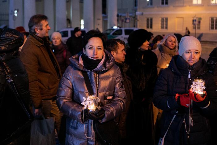 „Basų mamų“ protestas prieš galimybių pasą vaikams