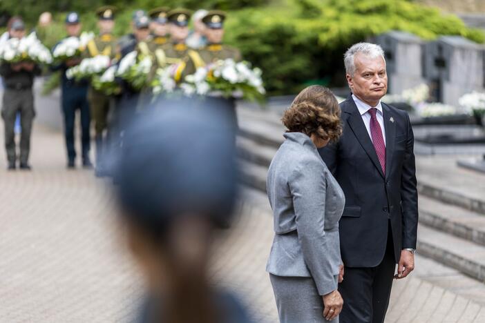 Medininkų žudynių pagerbimo ceremonija Antakalnio kapinėse