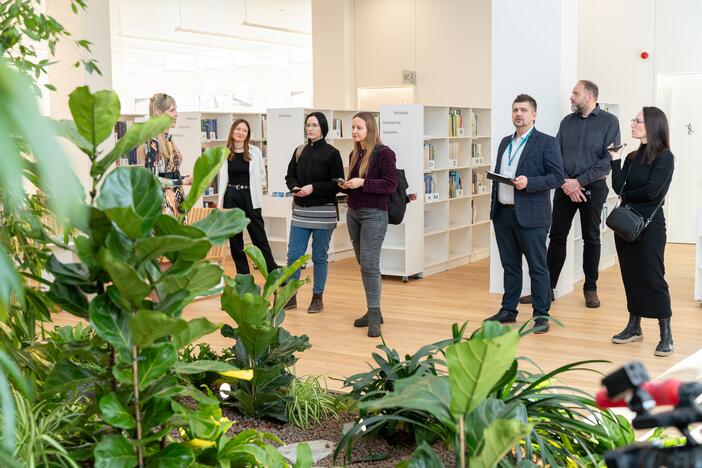 Ąžuolyno bibliotekos pristatymas 