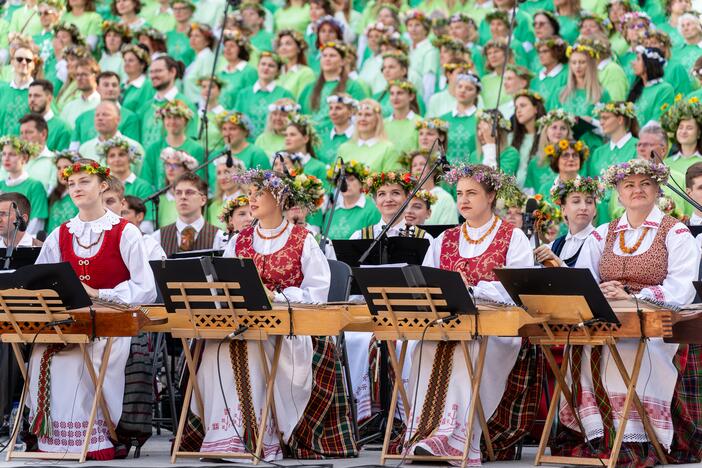 Kaune įsisiūbuoja Dainų šventė