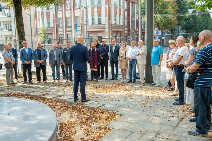 Policijos obelisko kapsulės įkasimo ceremonija