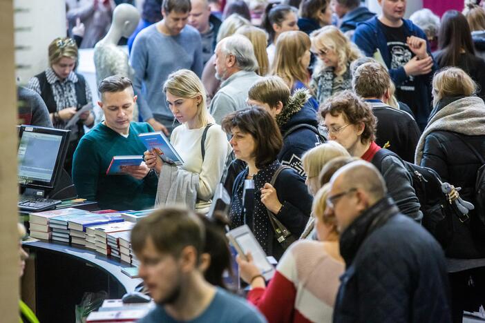 Tęsiasi Vilniaus knygų mugės renginiai