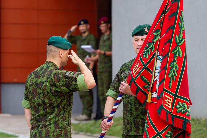 Sausumos pajėgų vado pareigų perdavimo ceremonija