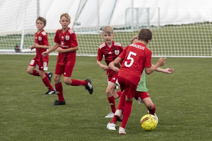 Pilaitės dengto futbolo maniežo atidarymas