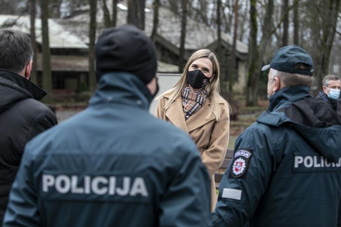 Spaudos konferencija dėl policijos darbo