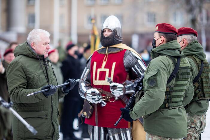 Savanorių pajėgų 31-osioms įkūrimo metinėms skirta rikiuotė