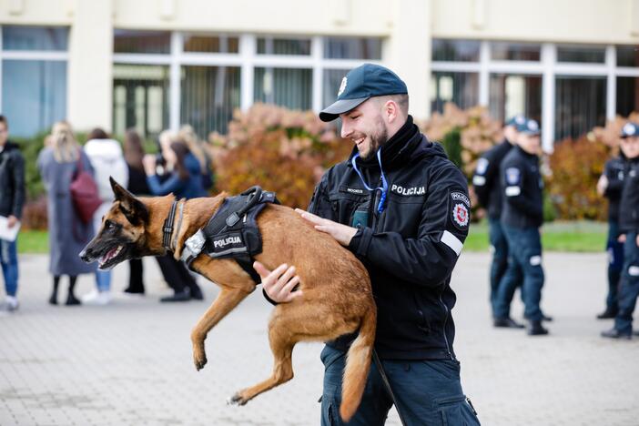 Policijos kinologų daugiakovės pirmenybių apdovanojimai