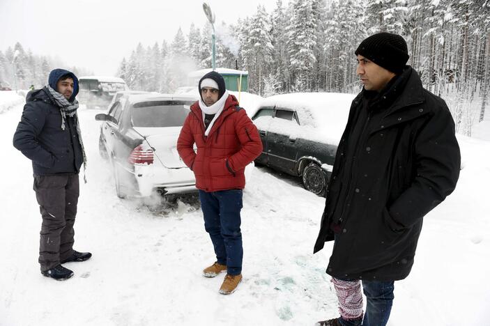 Rusija uždarė sienos perėją Norvegijos grąžinamiems migrantams