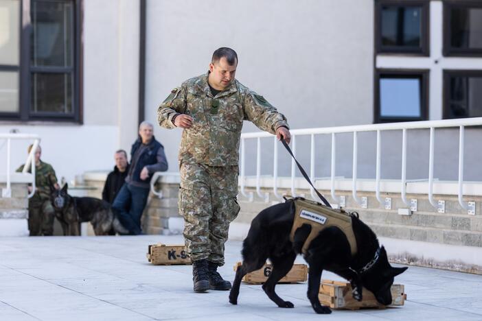 Renginys „Šuns diena Lietuvos kariuomenėje“