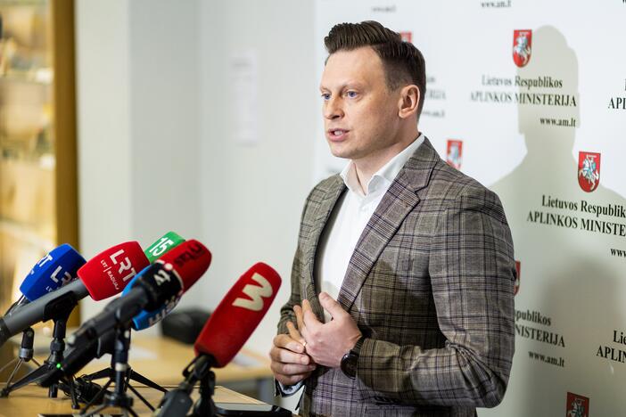 Spaudos konferencija dėl medžių kirtimo