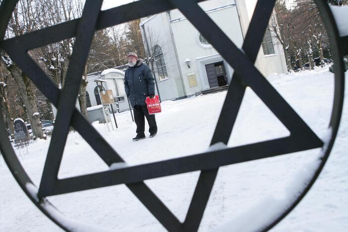 Tel Avive siūlo statyti paminklą žydus gelbėjusiems lietuviams