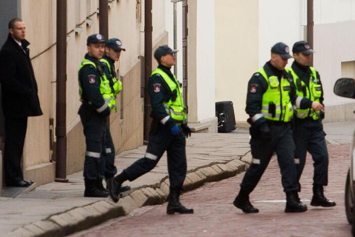 Policija ir toliau dirbs sustiprinto budrumo lygiu