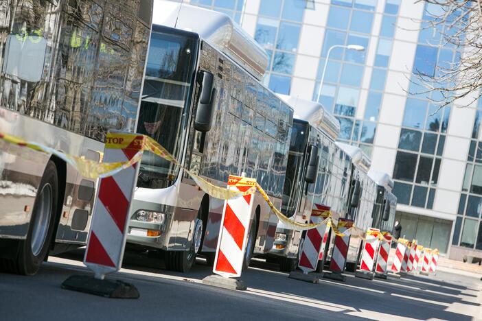 Kada sostinės gatvėmis riedės tik nauji autobusai ir troleibusai?