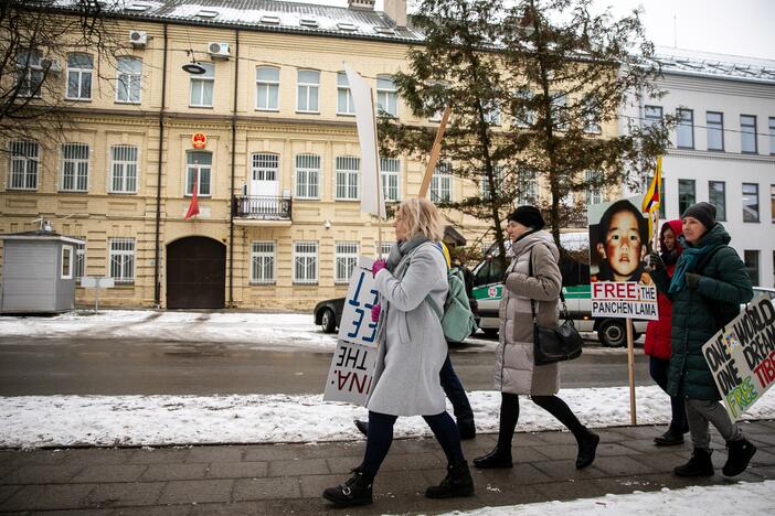 Piketo akcija prie Kinijos ambasados