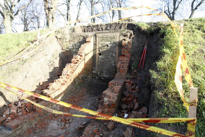 Ketinimai: šią vasarą planuojama pabaigti Jono kalnelio ir jo prieigų, taip pat ir poternų sutvarkymo darbus.