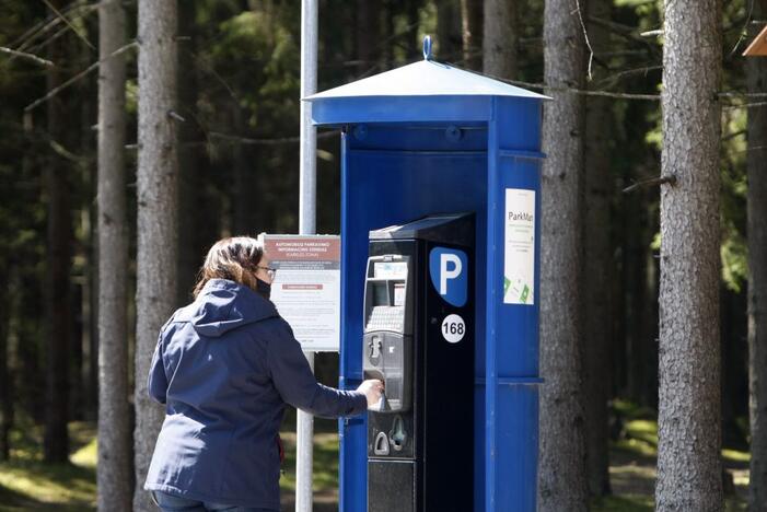 Pokyčiai: tikėtina, kad jau šiemet už automobilio laikymą pajūrio aikštelėse mokėsime kur kas daugiau nei pernai.