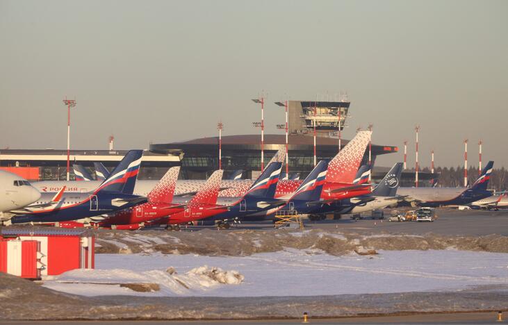 JK toliau taiko sankcijas – uždraudė draudimo paslaugas Rusijos aviacijos bendrovėms