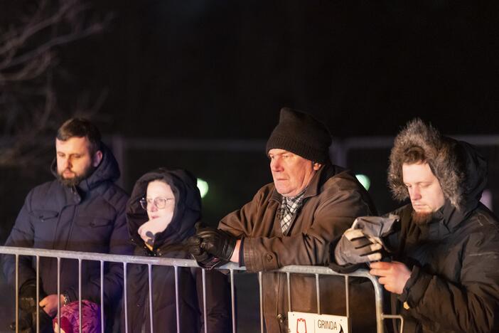 Atminimo laužų uždegimas prie Vilniaus televizijos bokšto