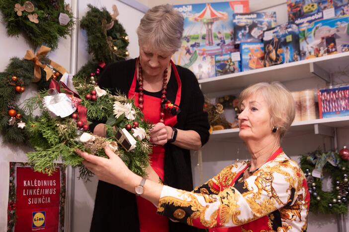 Tarptautinės Kalėdų labdaros mugės atidarymas Vilniuje