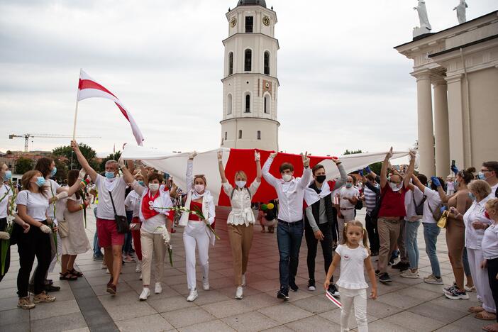 „Laisvės kelio“ dalyviai susirinko nuo Katedros aikštės iki Medininkų memorialo