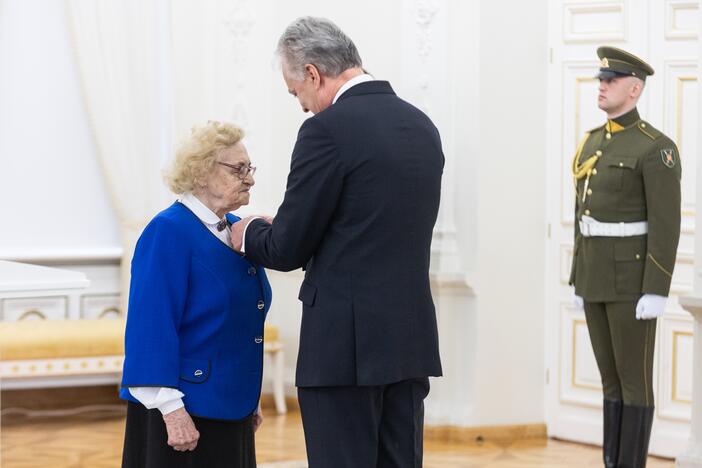 Valstybės apdovanojimų įteikimo ceremonija