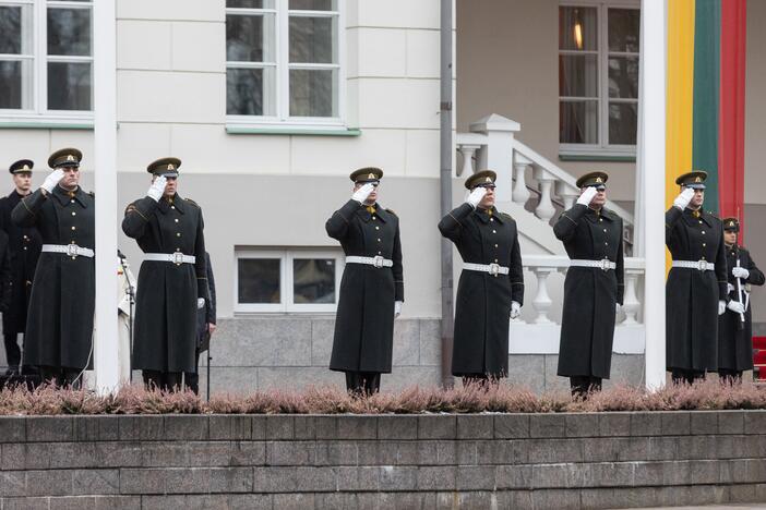 Trijų Baltijos valstybių vėliavų pakėlimas Daukanto aikštėje