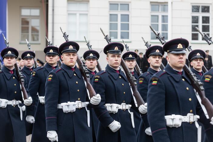 Trijų Baltijos valstybių vėliavų pakėlimas Daukanto aikštėje