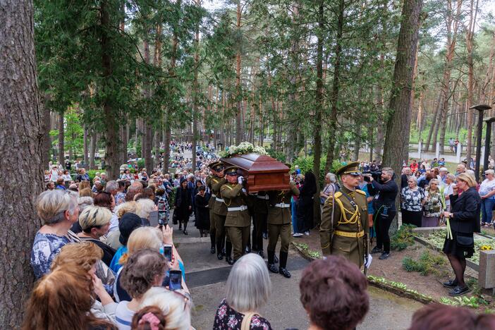 A. Adamkienė Kaune atgulė amžinojo poilsio