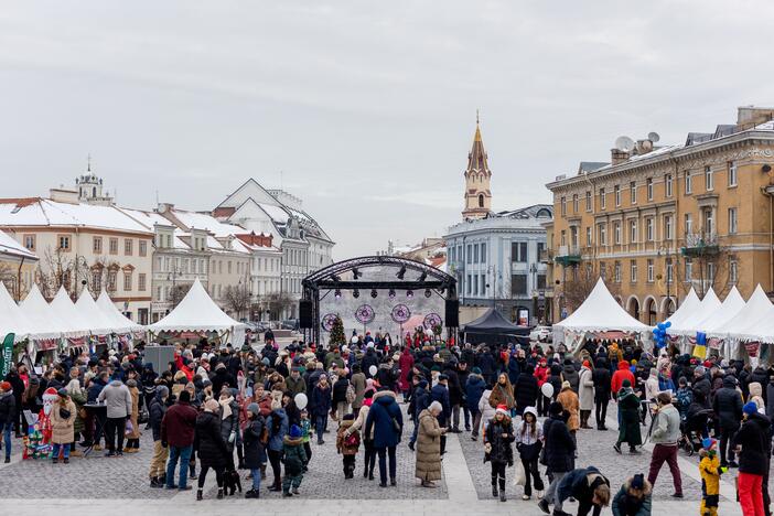 Iškilmingas jubiliejinės 20-osios Tarptautinės Kalėdų labdaros mugės atidarymas