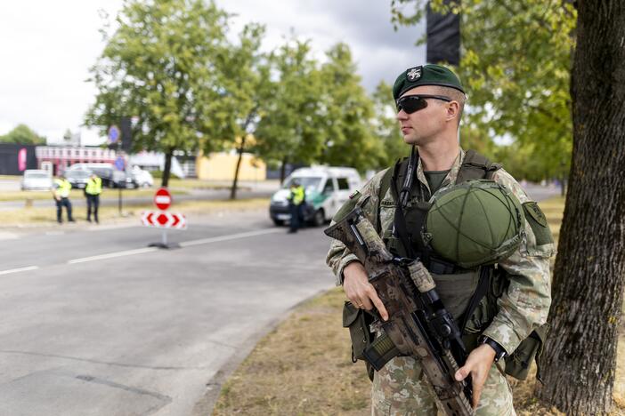 NATO viršūnių susitikimas: Vilniaus gatvėse patruliuoja kariai