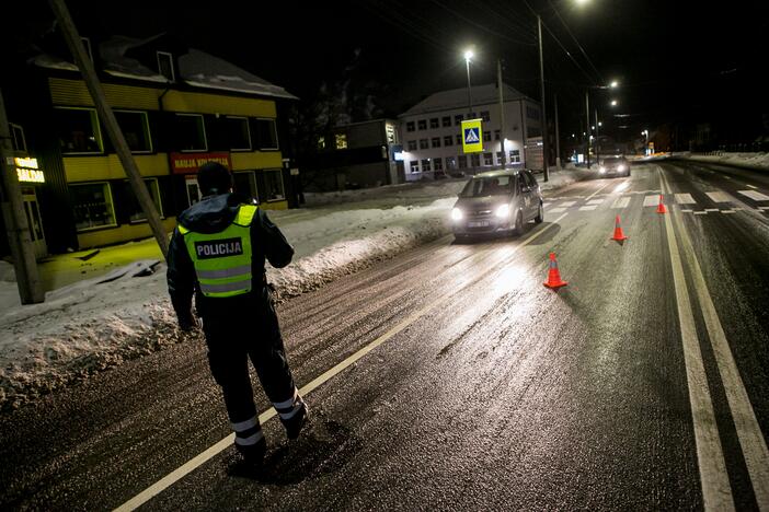 Kauno kelių policijos reidas, ieškant neblaivių vairuotojų