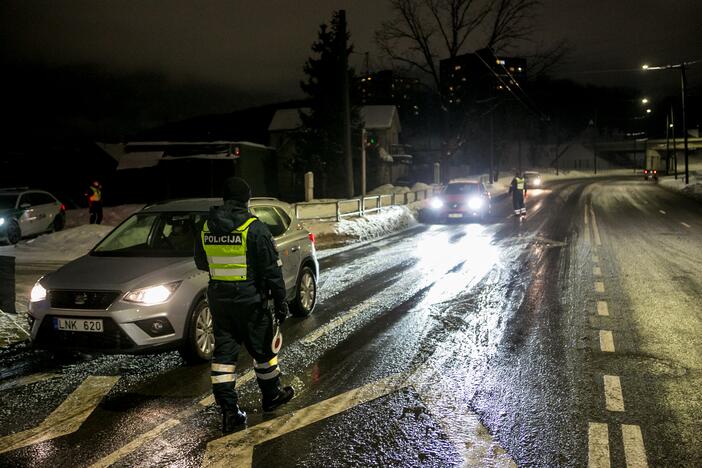 Kauno kelių policijos reidas, ieškant neblaivių vairuotojų