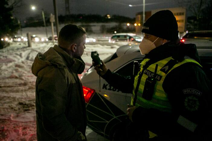 Kauno kelių policijos reidas, ieškant neblaivių vairuotojų